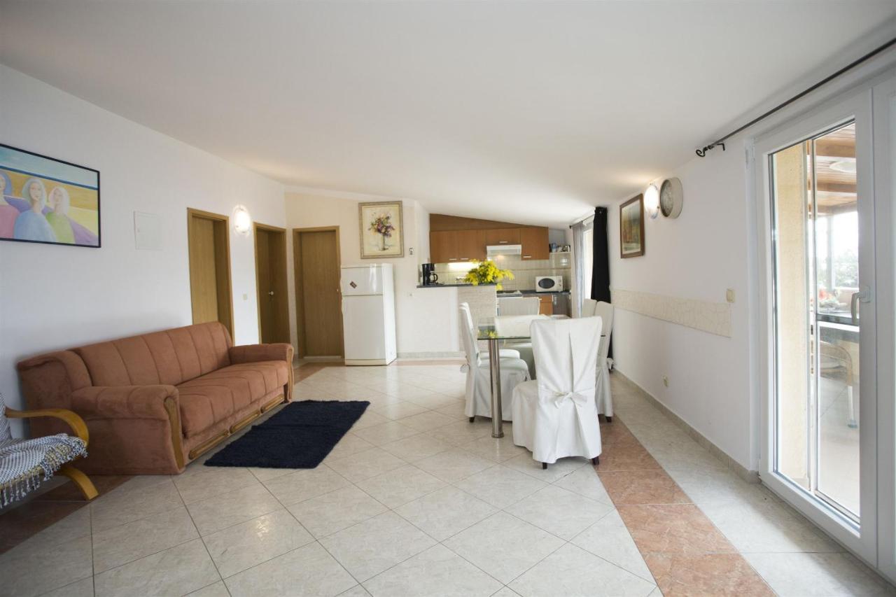 Apartments Gudelj Трогир Экстерьер фото