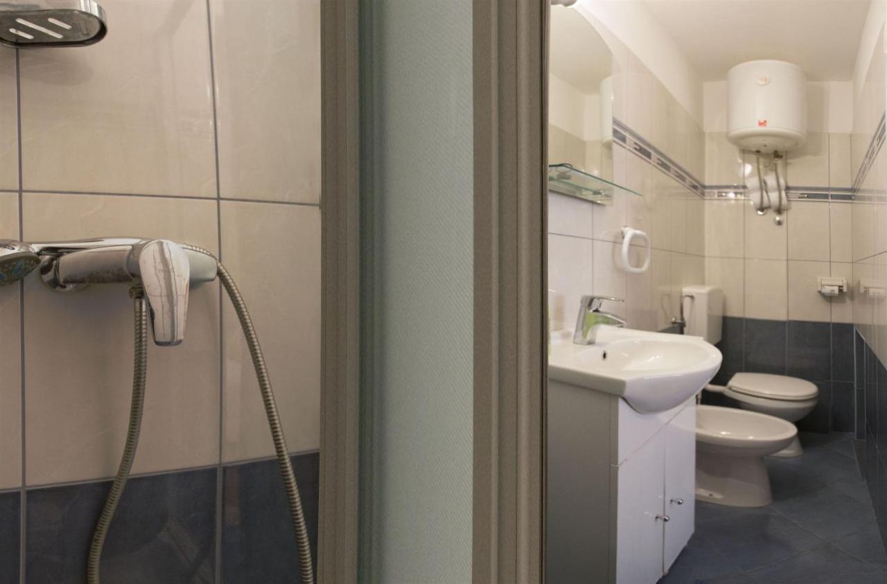Apartments Gudelj Трогир Экстерьер фото
