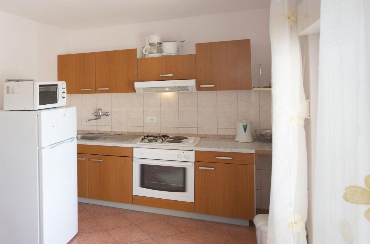 Apartments Gudelj Трогир Экстерьер фото