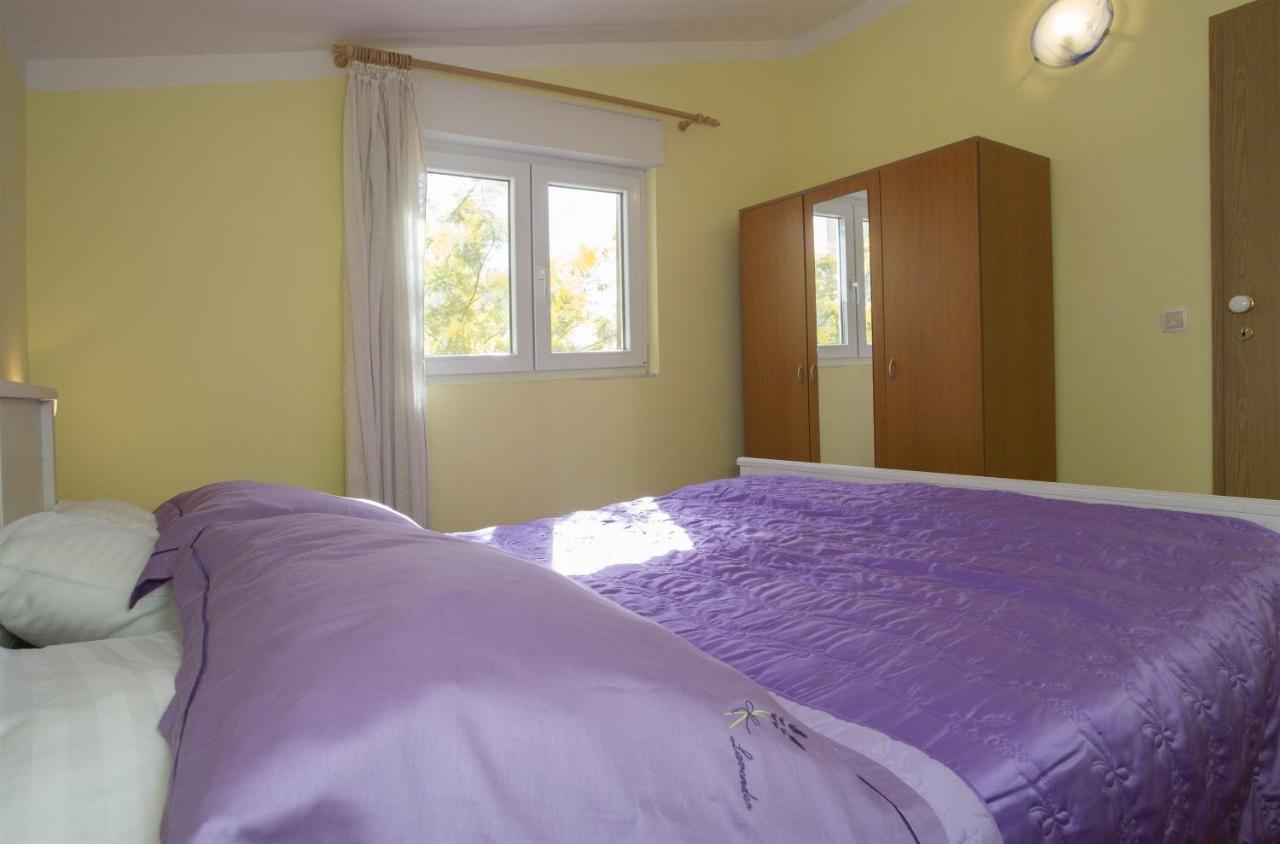 Apartments Gudelj Трогир Экстерьер фото