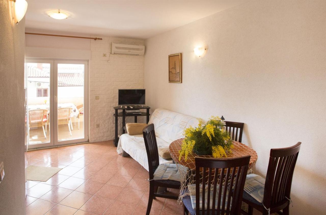 Apartments Gudelj Трогир Экстерьер фото